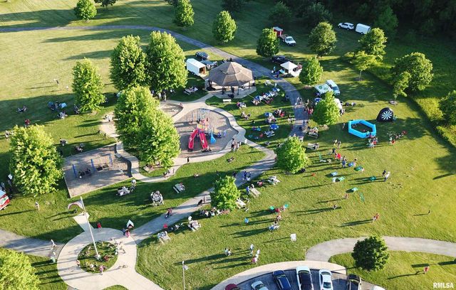 6514 W Willow Oak Court, Edwards, IL 61528