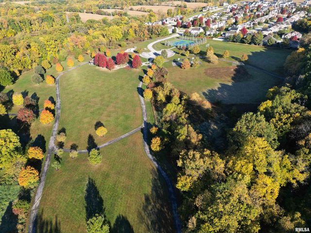 6514 W Willow Oak Court, Edwards, IL 61528