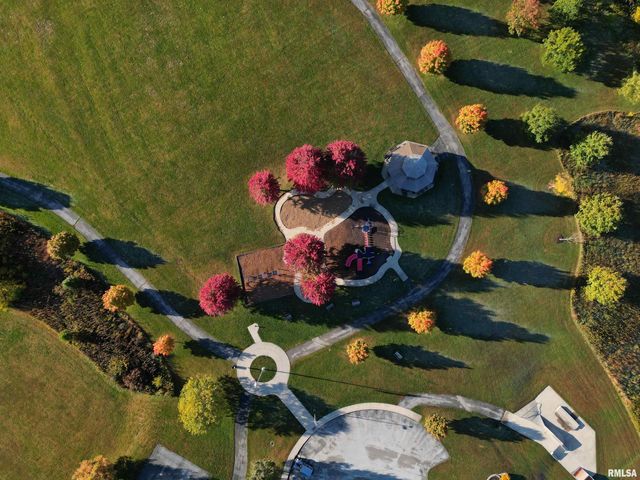 6514 W Willow Oak Court, Edwards, IL 61528