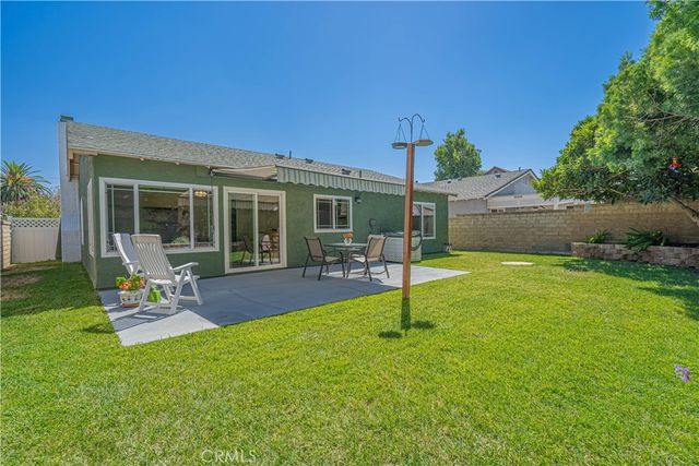 25349 Via Telino, Valencia, CA 91355