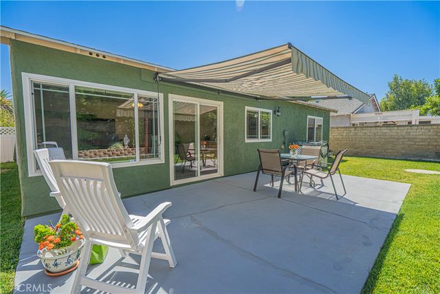 25349 Via Telino, Valencia, CA 91355