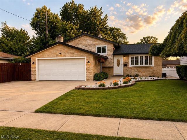 6444 Schaaf Drive, Brook Park, OH 44142
