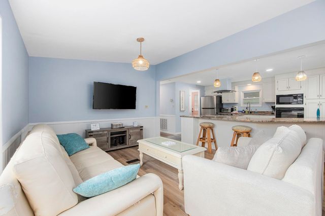 1732 East Lake Dr., Surfside Beach, SC 29575