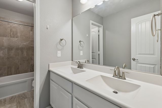 424 Eureka Court, Burleson, TX 76028
