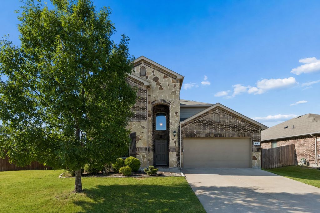 424 Eureka Court, Burleson, TX 76028