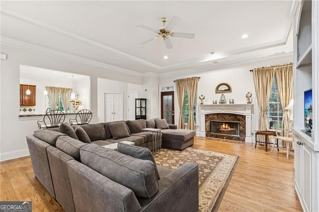 992 Wescott Lane, Atlanta, GA 30319