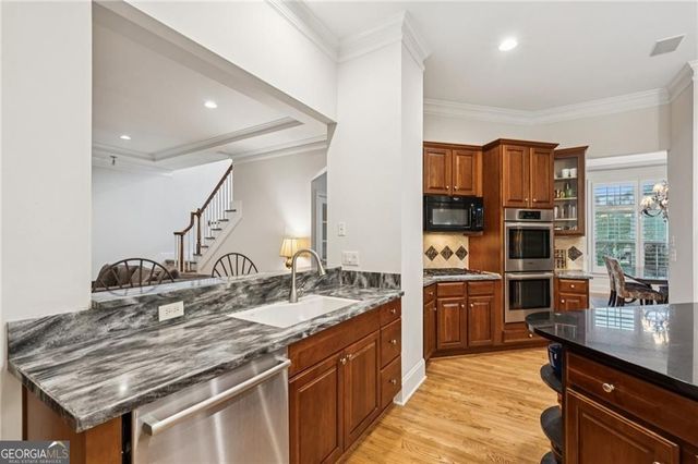 992 Wescott Lane, Atlanta, GA 30319