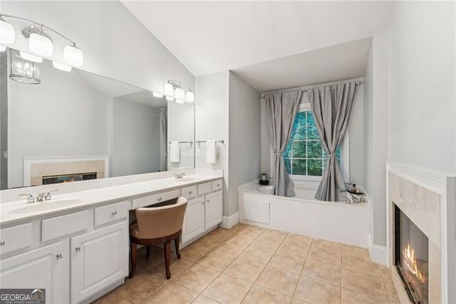 992 Wescott Lane, Atlanta, GA 30319