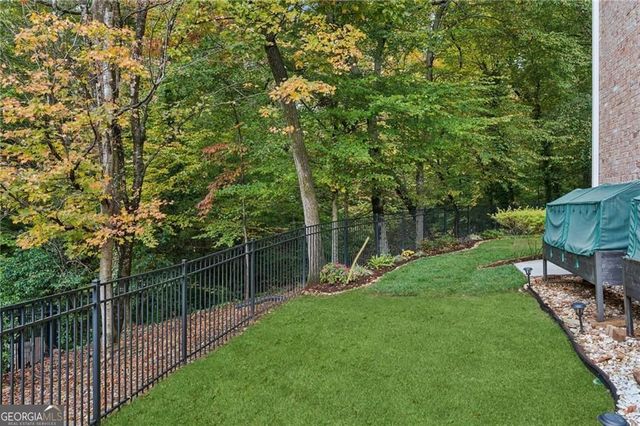 992 Wescott Lane, Atlanta, GA 30319