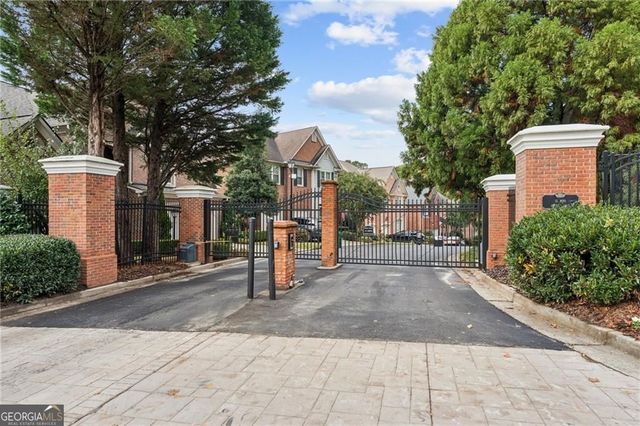 992 Wescott Lane, Atlanta, GA 30319