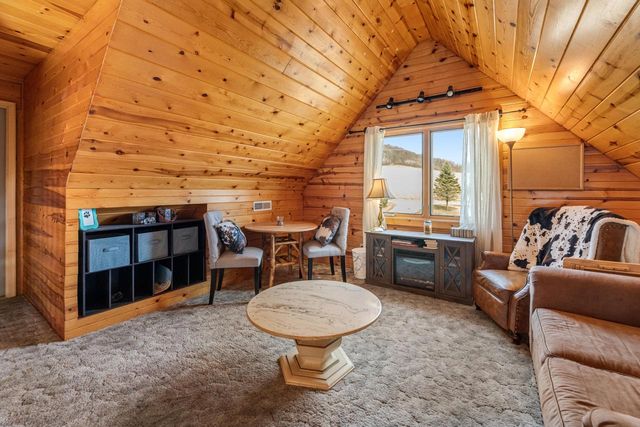 W27641 Whistlers Pass ROAD, Trempealeau, WI 54661