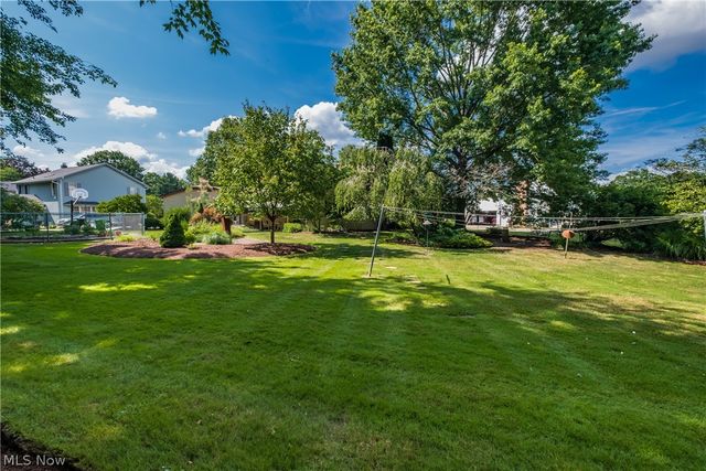 1431 Springhaven Circle NE, Massillon, OH 44646