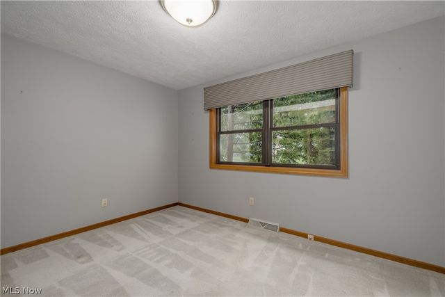 1431 Springhaven Circle NE, Massillon, OH 44646