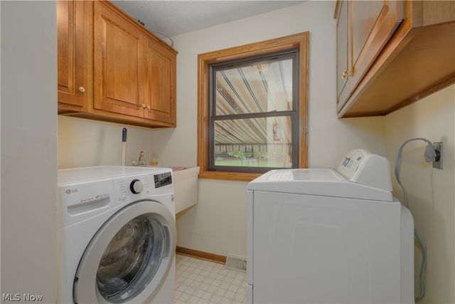 1431 Springhaven Circle NE, Massillon, OH 44646