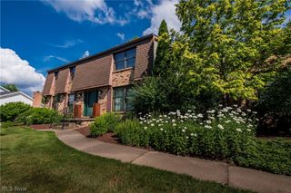 1431 Springhaven Circle NE, Massillon, OH 44646