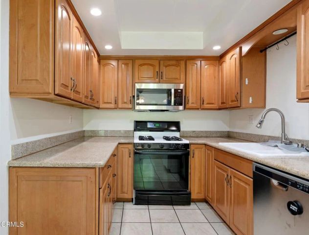 331 Northgate Drive D, Goleta, CA 93117