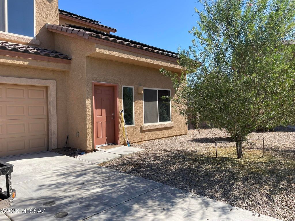 5731 E Vuelta De Nuestro Pueblo, Tucson, AZ 85756