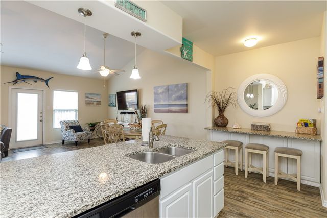 15104 Dory Dr, Corpus Christi, TX 78418