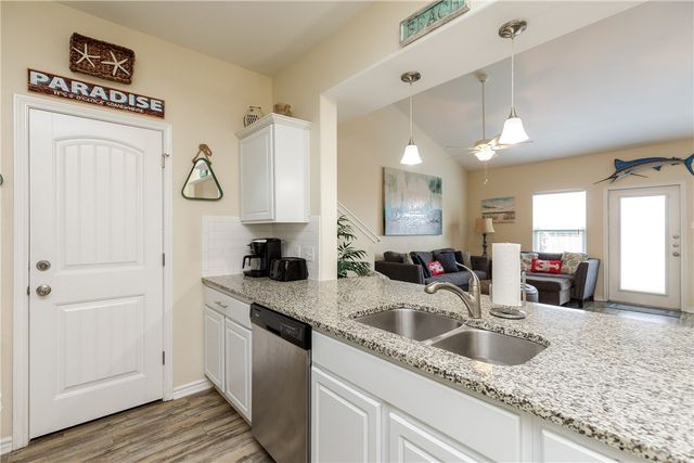 15104 Dory Dr, Corpus Christi, TX 78418