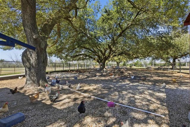 125 Highway 165, Iowa, LA 70647