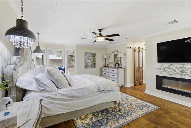 125 Highway 165, Iowa, LA 70647