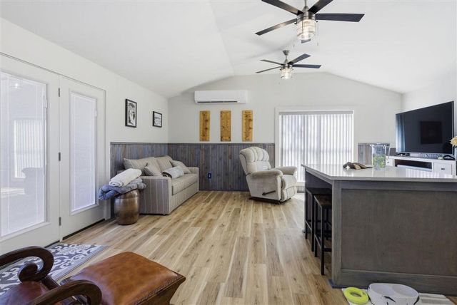 125 Highway 165, Iowa, LA 70647