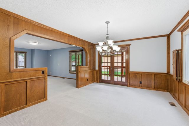 1659 S Tamarisk Dr, Wichita, KS 67230