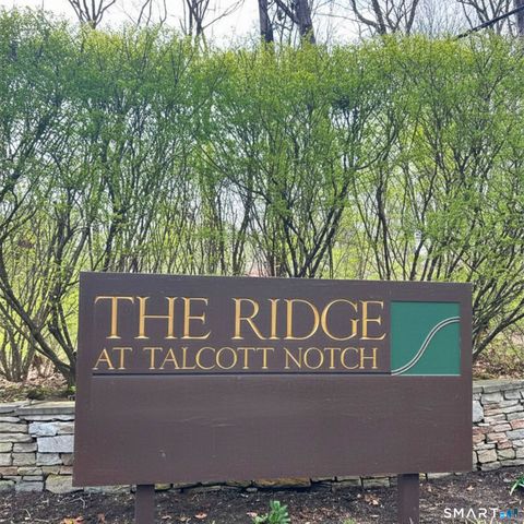 1 Talcott Ridge Road F, Farmington, CT 06032