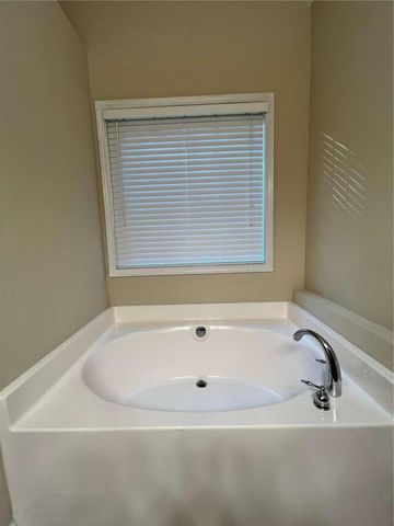 3986 King Drive, Douglasville, GA 30135