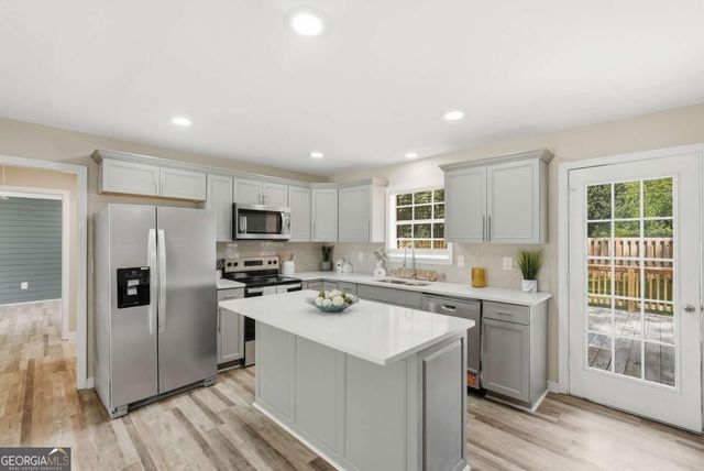 614 S Williamsburg Road, Savannah, GA 31419