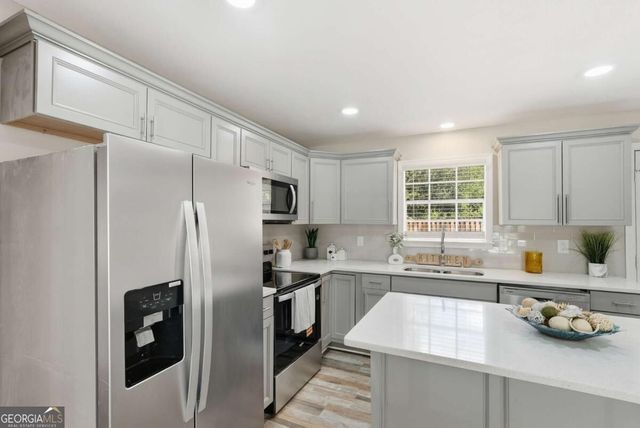 614 S Williamsburg Road, Savannah, GA 31419