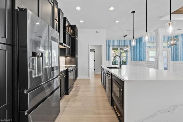 2415 W Price BLVD, North Port, FL 34286