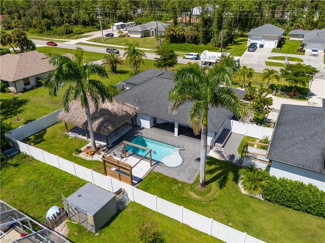 2415 W Price BLVD, North Port, FL 34286