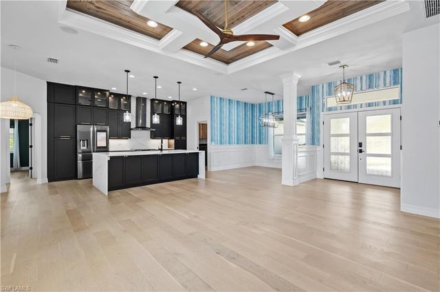 2415 W Price BLVD, North Port, FL 34286