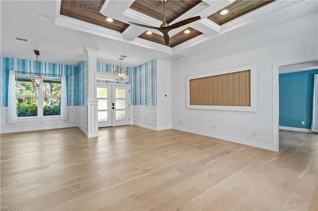 2415 W Price BLVD, North Port, FL 34286