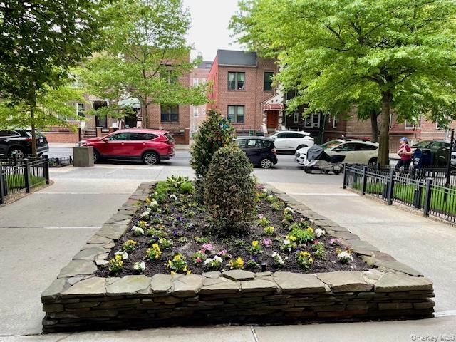 39-65 52nd Street 7E, Woodside, NY 11377