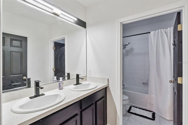 2581 WADEVIEW LOOP, St Cloud, FL 34769