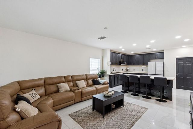 2581 WADEVIEW LOOP, St Cloud, FL 34769