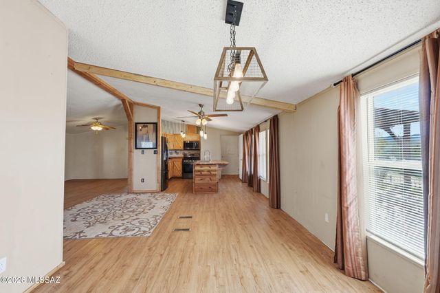 41080 E Crystal Visions Road, Marana, AZ 85658