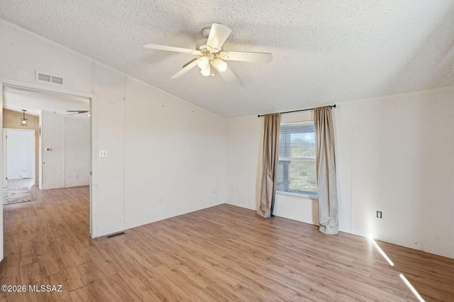 41080 E Crystal Visions Road, Marana, AZ 85658