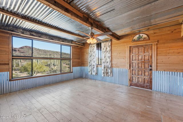 41080 E Crystal Visions Road, Marana, AZ 85658