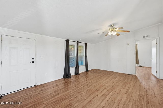 41080 E Crystal Visions Road, Marana, AZ 85658