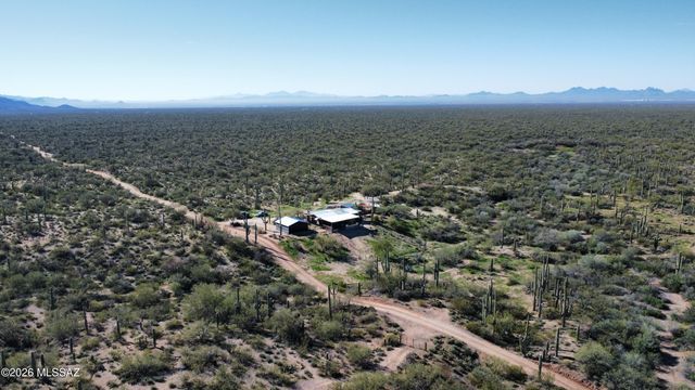 41080 E Crystal Visions Road, Marana, AZ 85658