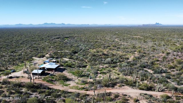 41080 E Crystal Visions Road, Marana, AZ 85658