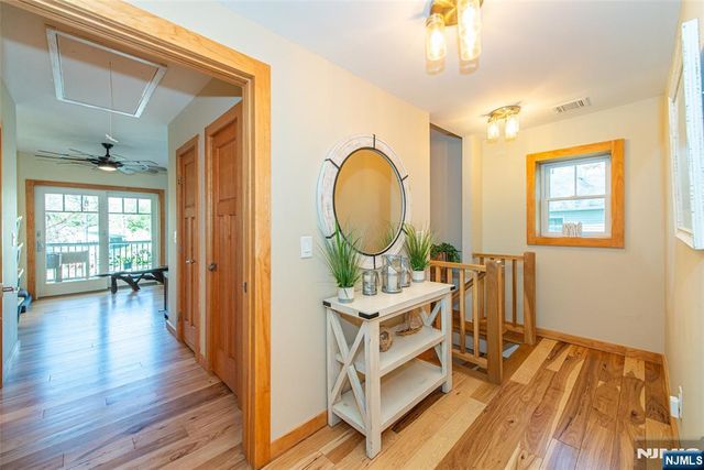 393 Lakeview Avenue, Ringwood, NJ 07456