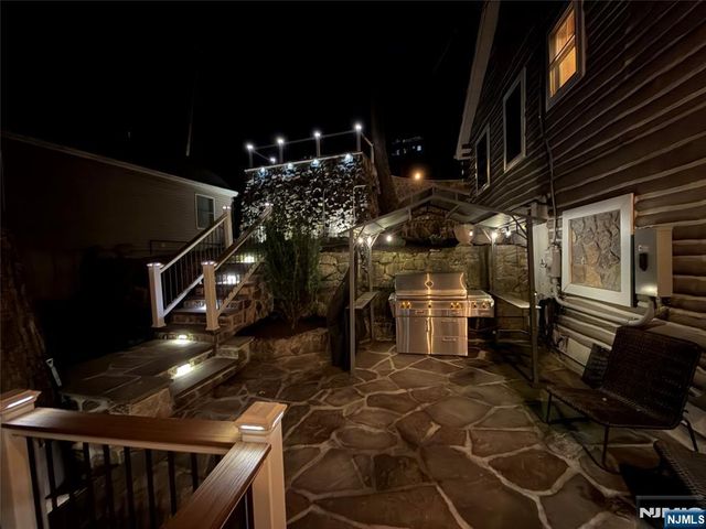 393 Lakeview Avenue, Ringwood, NJ 07456