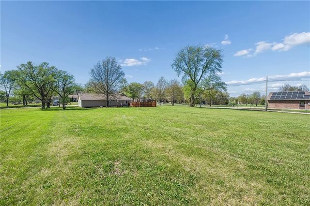 3701 N 123rd Street, Kansas City, KS 66109