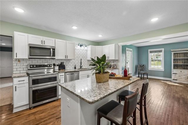 3701 N 123rd Street, Kansas City, KS 66109