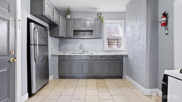 126 N 14th Street, East Orange, NJ 07017