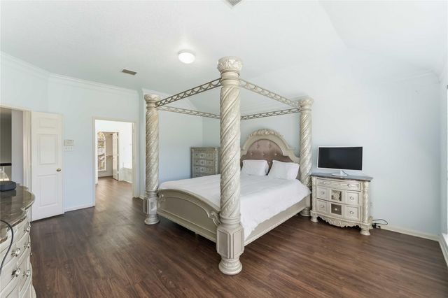 13103 Mossy Bark Lane, Houston, TX 77041